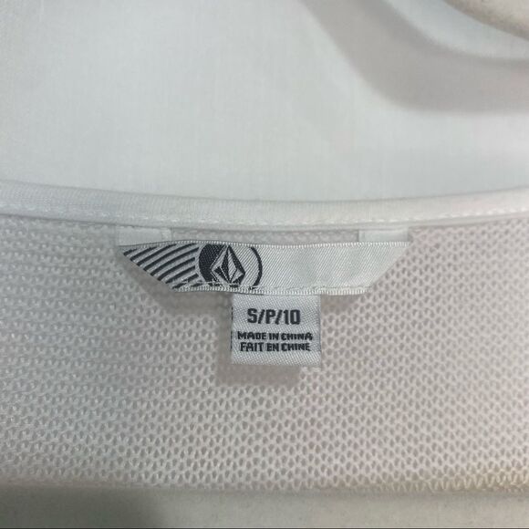 Volcom Yin Yang Striped Sleeveless Knit Top Womens Small Lightweight - Picture 3 of 4